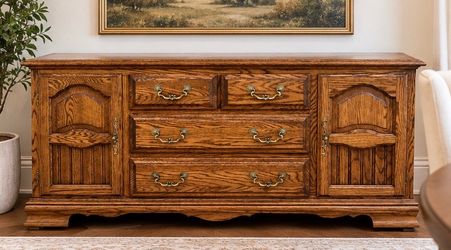 Vintage Oak Buffet Sideboard | Pristine Condition | 61”