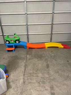 Step2 Racing Green Up & Down Roller Coaster Ride-On: Pedal Push Toy