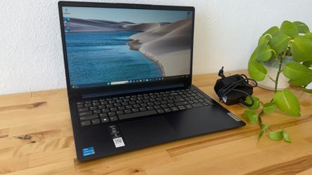 Lenovo IdeaPad 1 15.6” Laptop (2022) | Intel Pentium | 4GB RAM | 128GB SSD | Windows 11