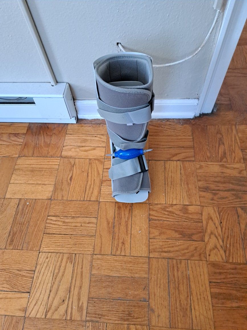 Orthopedic Boot 