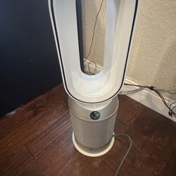 Dyson - Purifier Hot+Cool - HP07 - Smart Tower Air Purifier, Heater and Fan - White/Silver