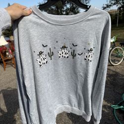 M/L Halloween Sweatshirt 