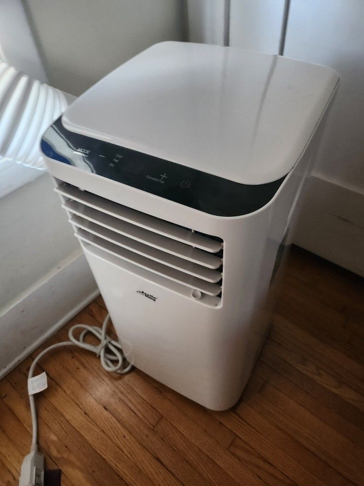 Arctic King 7,000 BTU (8,000 BTU ASHRAE) 115V Portable Air