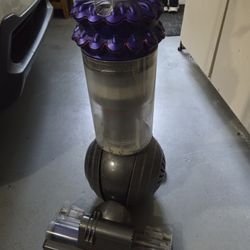 Dyson Vacuumm