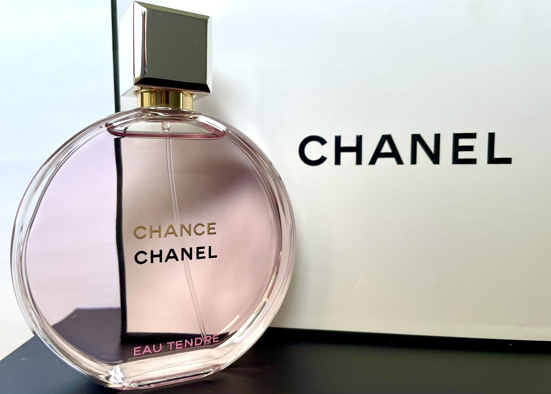 Chanel Chance, Chanel Pink, Perfume, 3.4oz for Sale in Phoenix, AZ - OfferUp