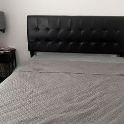 Queen Bed 