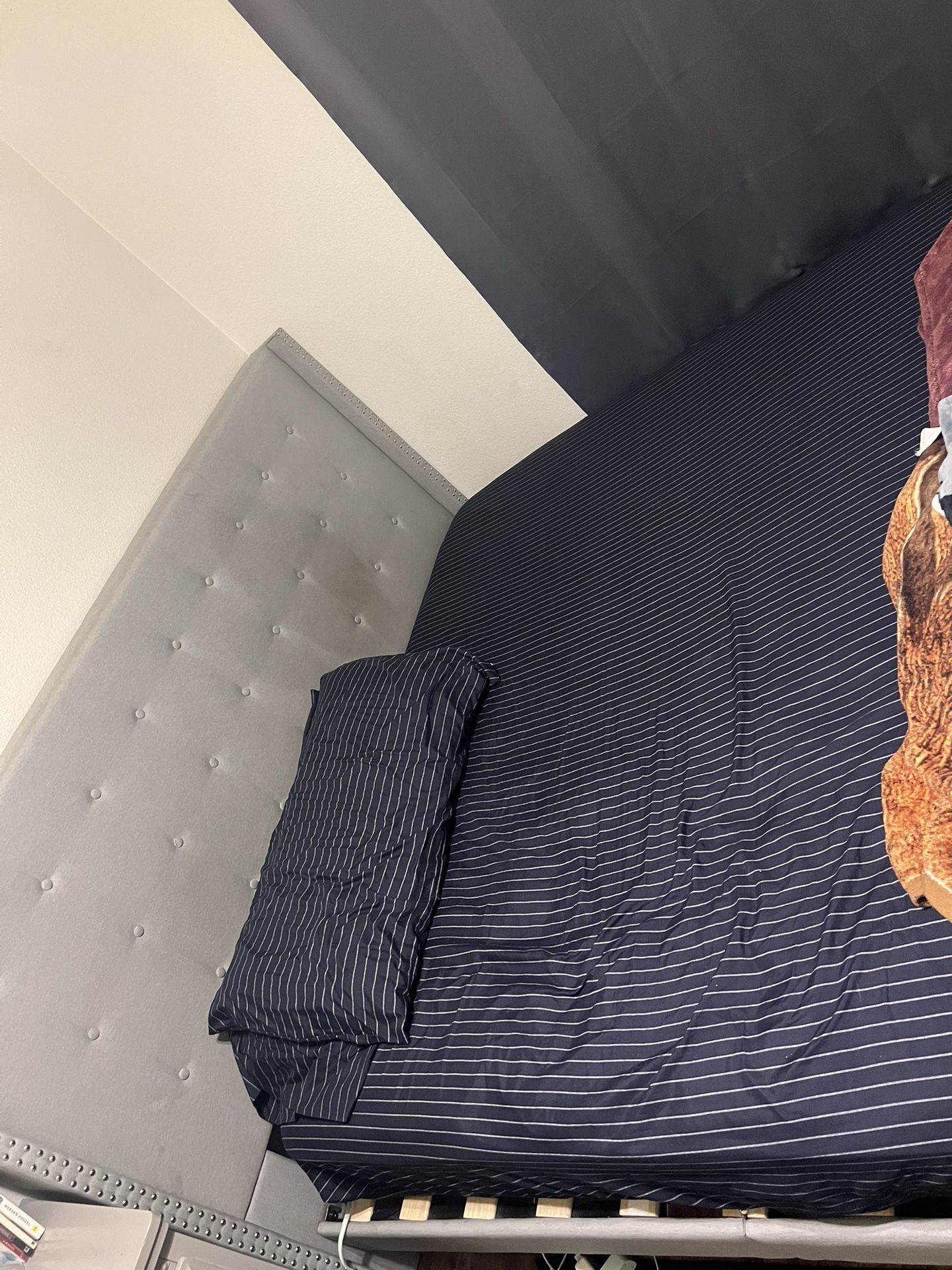 Cali Kind Frame set And Mattress