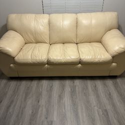 Sturdy Leather Soda 1 Piece 