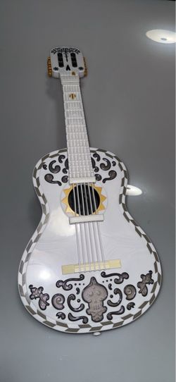 Mattel 2017 Disney Pixar Coco Miguel Interactive Guitar Lights Sounds. Guitar Songbook sheet included.