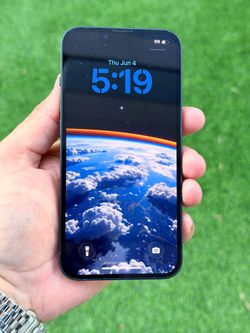 Apple iPhone 14· (5) 128 GB · Pristine Condition Like New  Unlocked Any Carrier | Hablo Español.