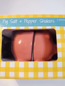 Pig Salt & Pepper Shakers Pink Ceramic 2 Pieces New in Box