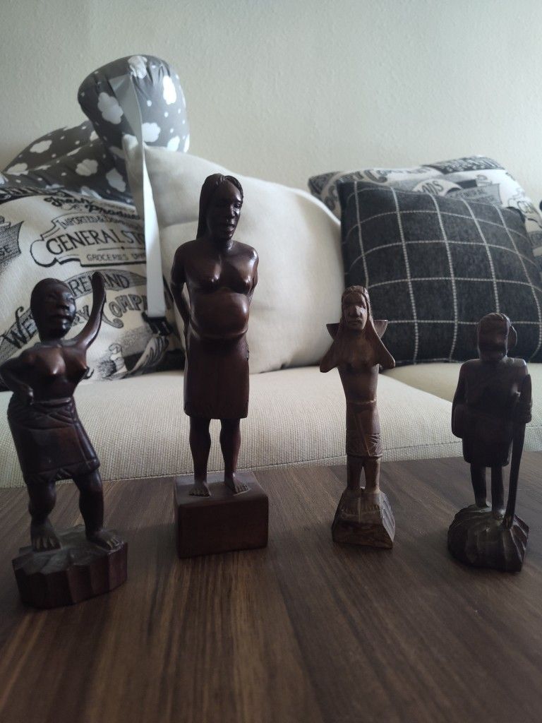 Wooden Figurines 