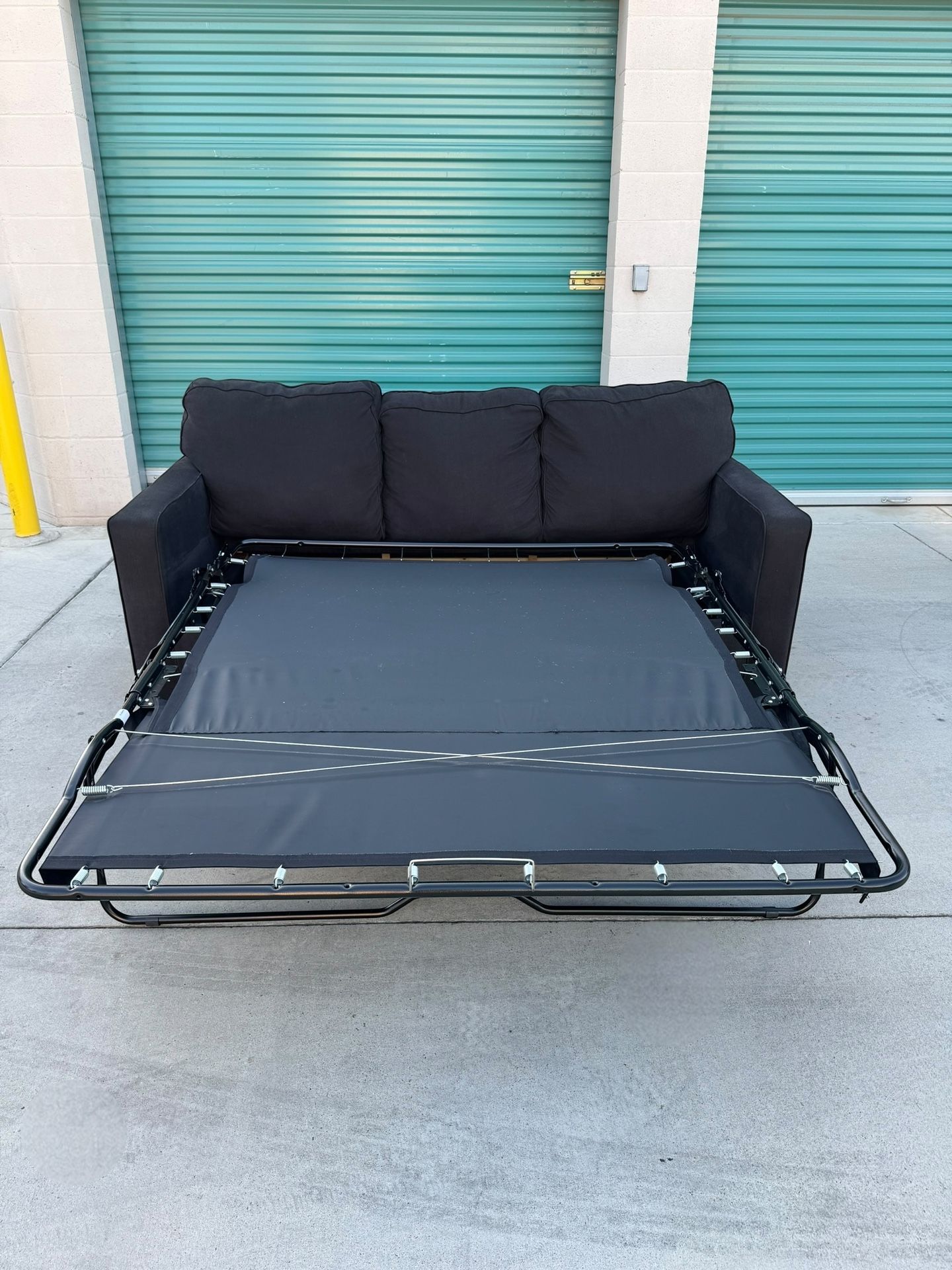Ashley Furniture Charcoal Dark Gray Queen Pullout Sofa Bed - π DELIVERY AVAILABLE