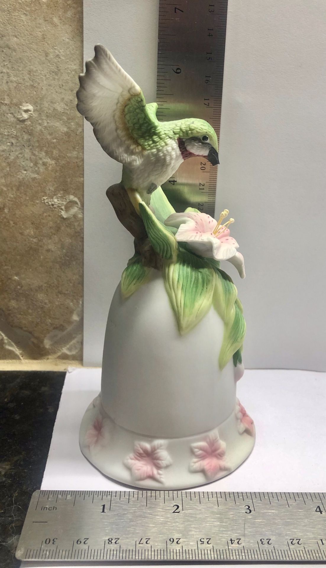 Seymour Mann Connoisseur Hummingbird bell