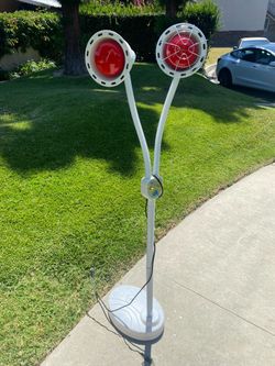 Red light therapy machine