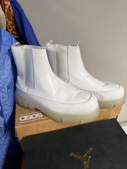 ASOS White Chelsea Boots with Chunky Soleots