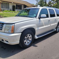 2004 Cadillac Escalade