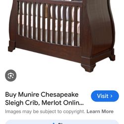 Munire Crib/Toddler Bed & Dresser