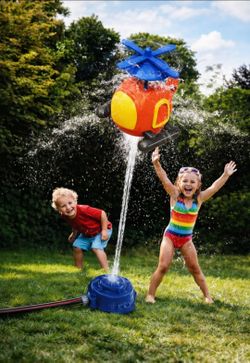 Kids Helicopter Sprinkler Toy Outdoor Water Spray 360° Rotating Yard Summer Fun