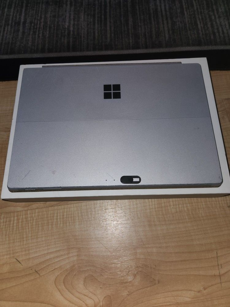 Microsoft Surface Pro 5th Gen 175.00
