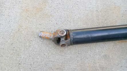 Drive shaft off of 1975 Chevy CAPRICE bought new!!!!