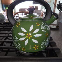 Tea Kettle 