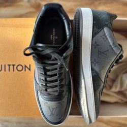 Louis Vuitton Sneaker 