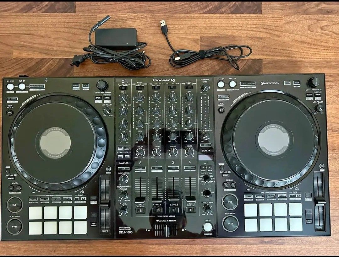 Pione,er Ddj1000