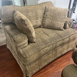 Free Chair 