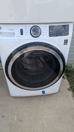 GE Front Load Washing and Samsung dryer 300$