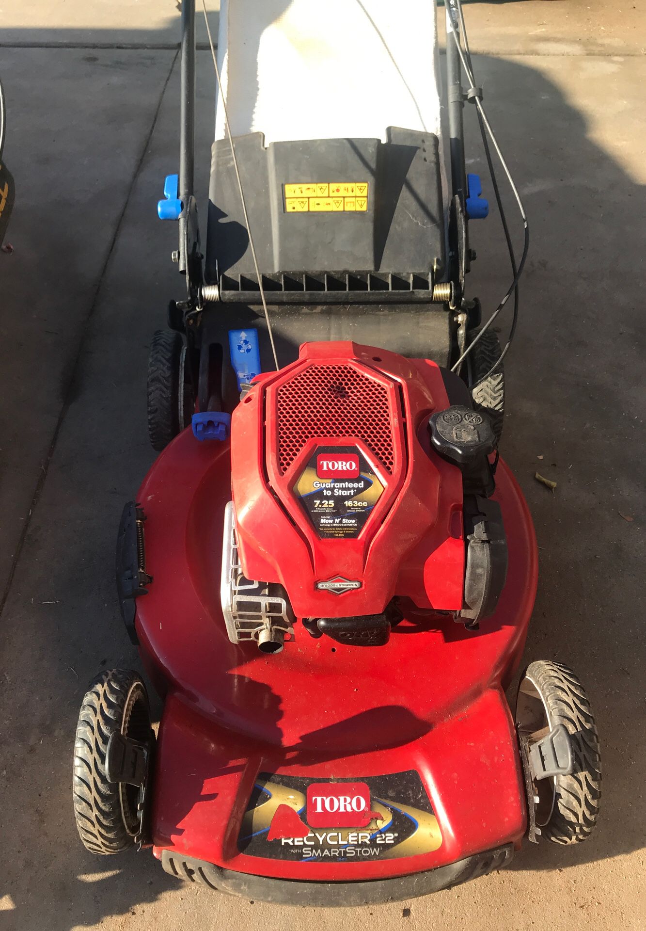 Toro 7.25hp personal pace smart stow lawn mower