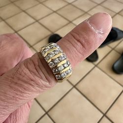 14KT REAL GOLD RING