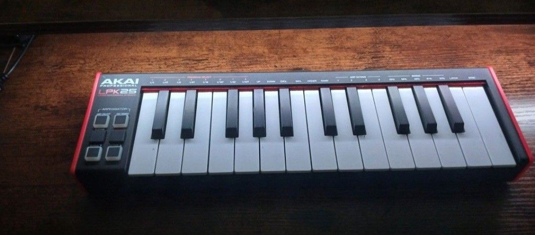 Akai Professional Keyboard