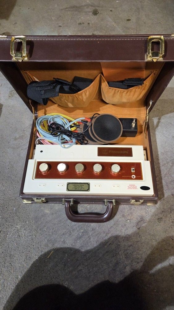 Fitnesstone EMS-250 Stimulater