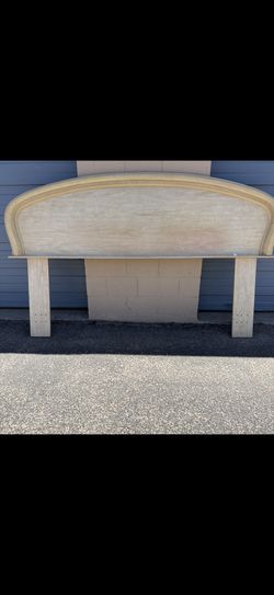 🎁KING SIZE ITALIAN MADE HEADBOARD🎁