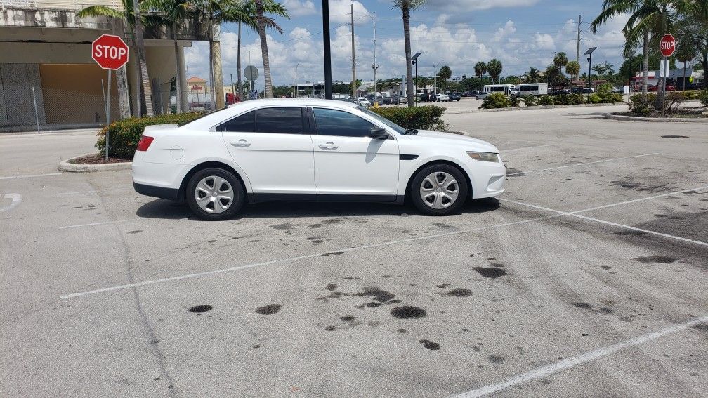 2015 Ford Taurus
