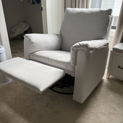 Pottery Barn Nursing Recliner / Glider
