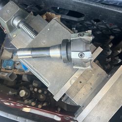 Machine tooling for mills and lathes