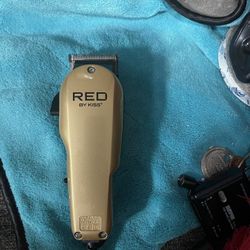 Red clippers by kiss