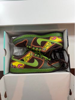 Nike SB Dunk Low De La Soul (2015)