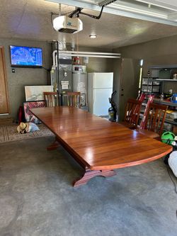 Amish Style Dining Table & 12 Chairs