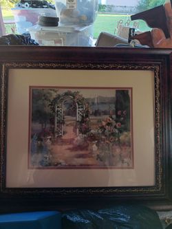 Beautiful cherry wood Design picture