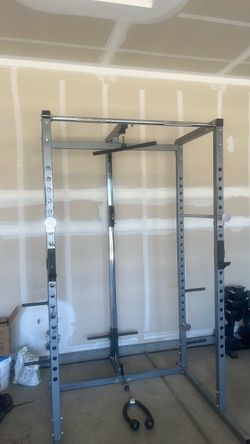Weight lifting rack