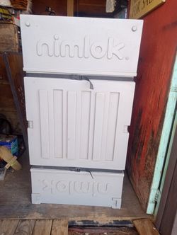 Nimlok Container 