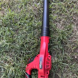 Leafblower