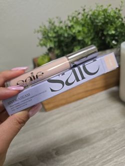 SAIE HYDRABEAM CONCEALER