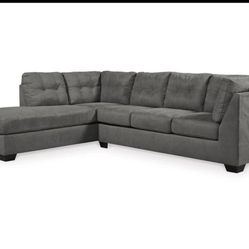 Pitkin 2-piece Sectional With Chaise 