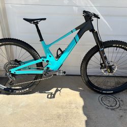 2024 Scott Genius 910 ST Medium MTB