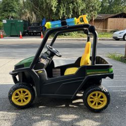 Tony John Deere Gator 6v