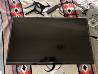VIZIO Smart TV